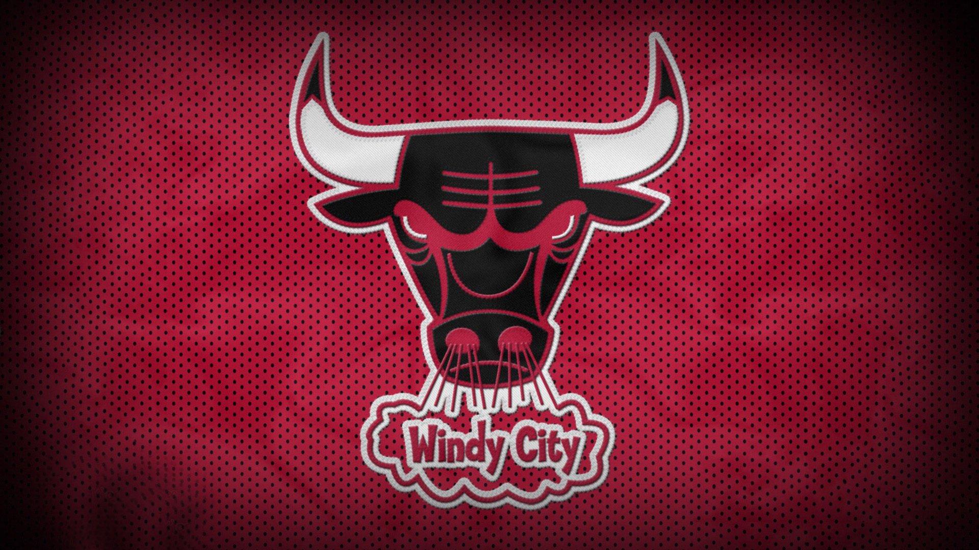 武磊国足前景引关注，资深记者解析未来入选条件与球队更新换代